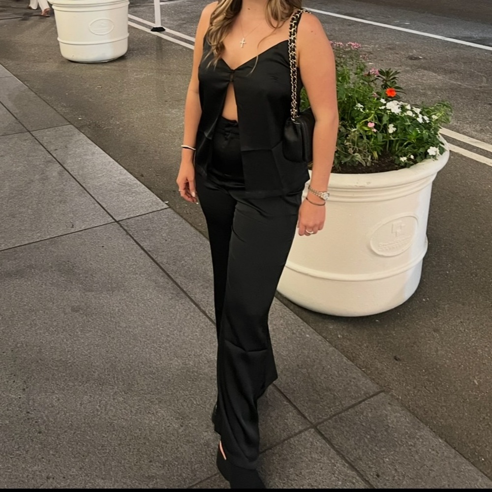 Petal and Pup black set